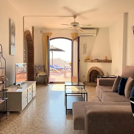 Fuer 4 Personen Ca 70 Qm In Nerja, Andalusien Costa Del Sol * نيرخا