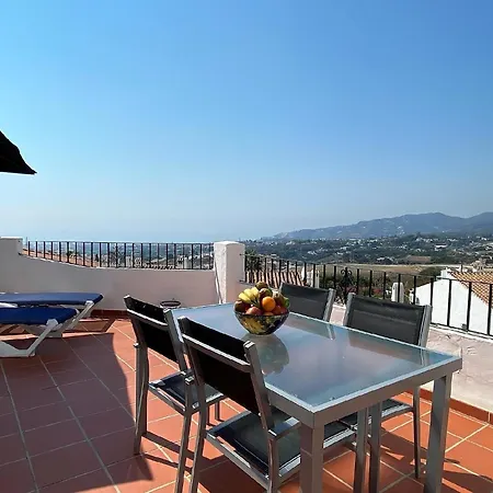 Fuer 4 Personen Ca 70 Qm In Nerja, Andalusien Costa Del Sol Nerja
